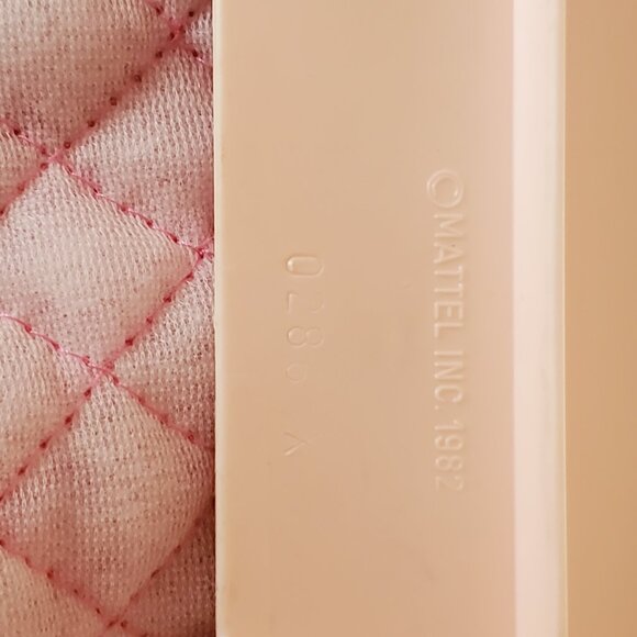 Vintage Barbie Doll Dream Bed Canopy Bed 1985 - Picture 5 of 9